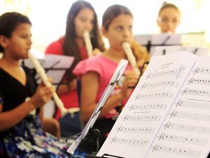 Há vaga para oficina de musicalização com flauta