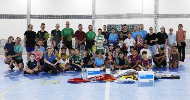 Núcleo de Badminton do bairro São Luiz recebe novos materiais